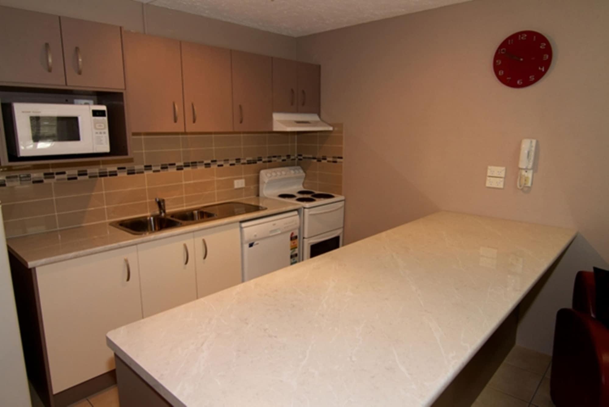 Merrima Court Holidays Caloundra Buitenkant foto