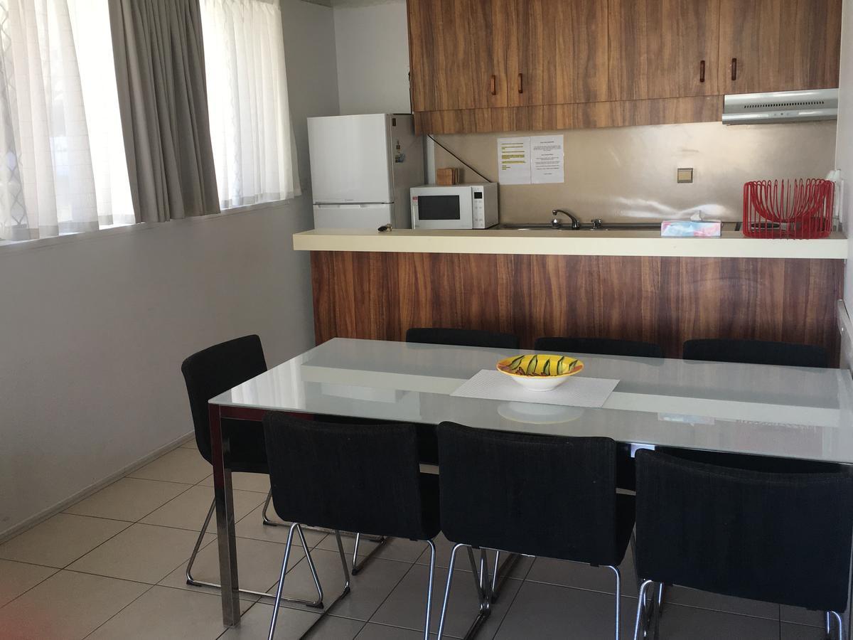 Merrima Court Holidays Caloundra Buitenkant foto
