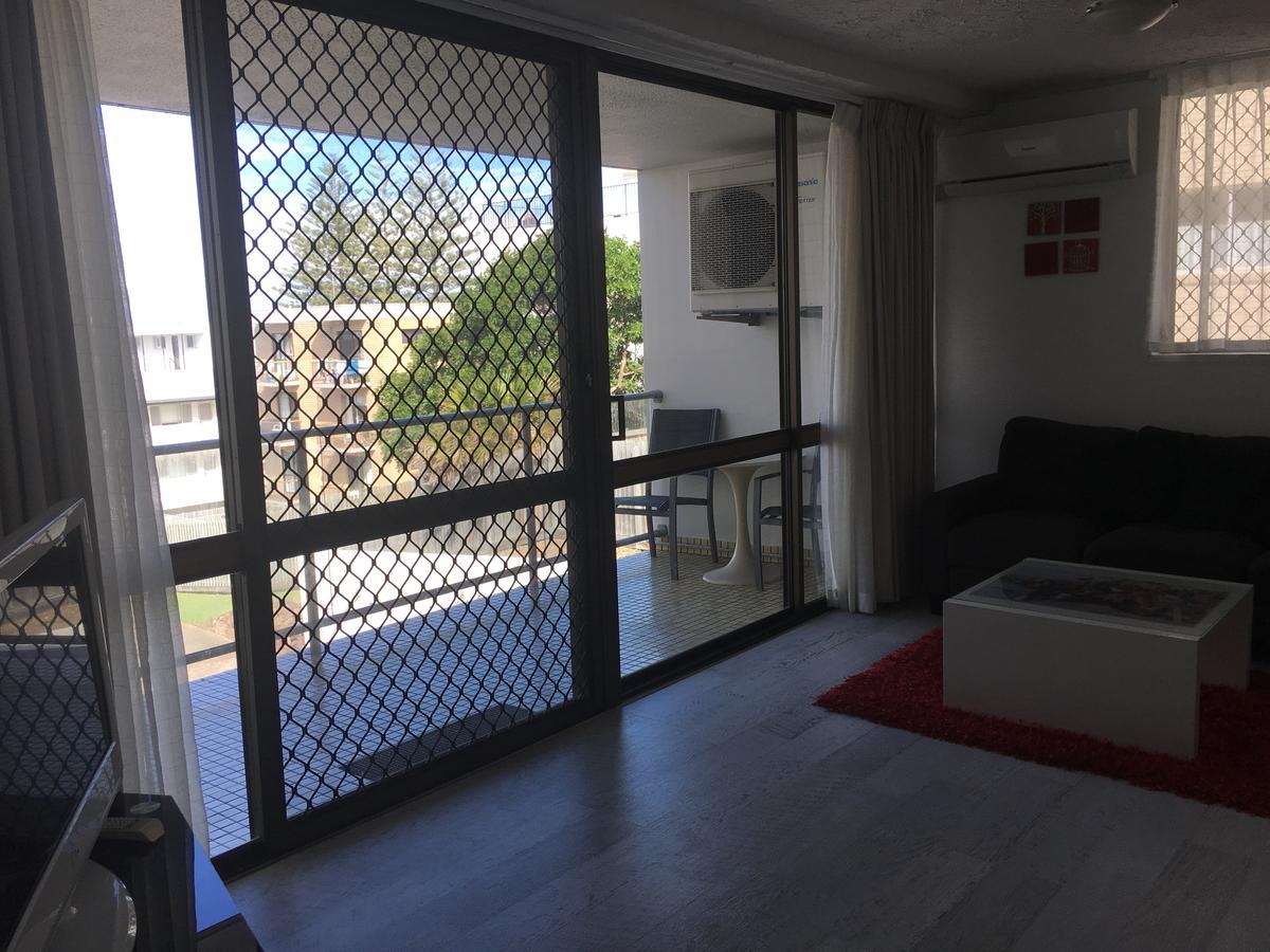 Merrima Court Holidays Caloundra Buitenkant foto